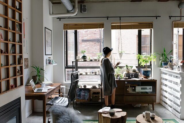 Projektowanie przestrzeni biurowej: Wykorzystanie materiałów tapicerskich w celu poprawy wydajności i komfortu pracowników